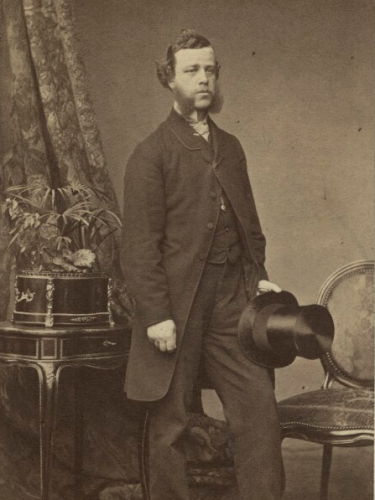 Black and white photographic portrait of Richard Rivington Holmes