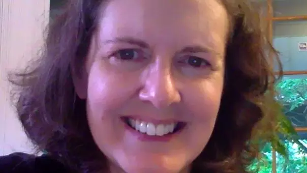 Dr Jennifer Larson