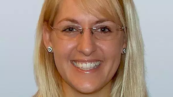 Dr Judit Molnár