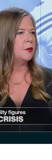 Paula in a TV studio